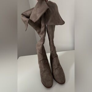 Brown Fold Over Suede Boots from Lauriebelles